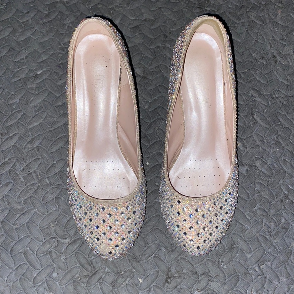 Sparkly dress shoes